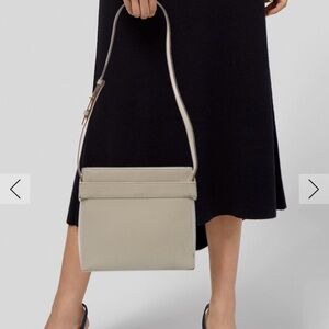 Elegant Cream Shoulder Bag